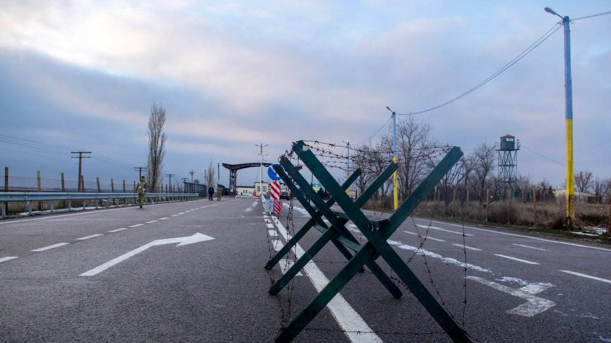 Обмеження з боку окупантів на адмінкордоні з Кримом продовжують діяти
