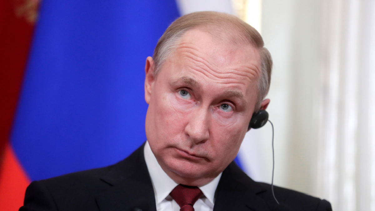 Путін заявив, що стосунки з Україною зіпсувалися не через окупацію Криму