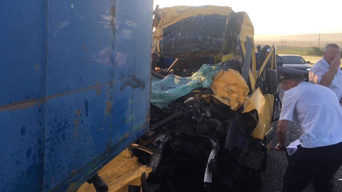Nine people died in a minibus crash in occupied Crimea
