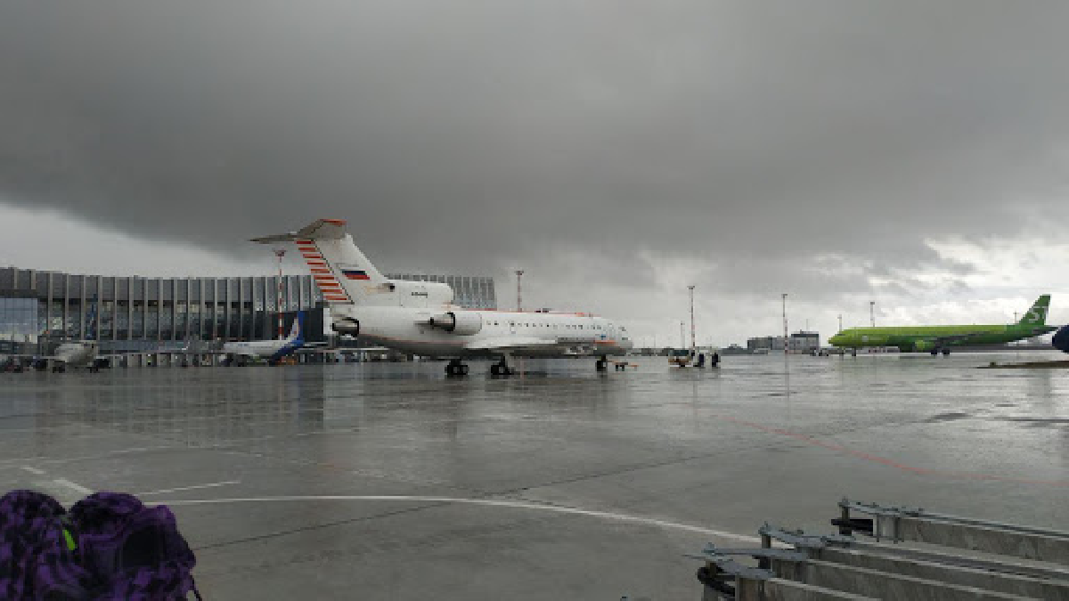 Для збільшення опадів в окупований Сімферополь прибув літак