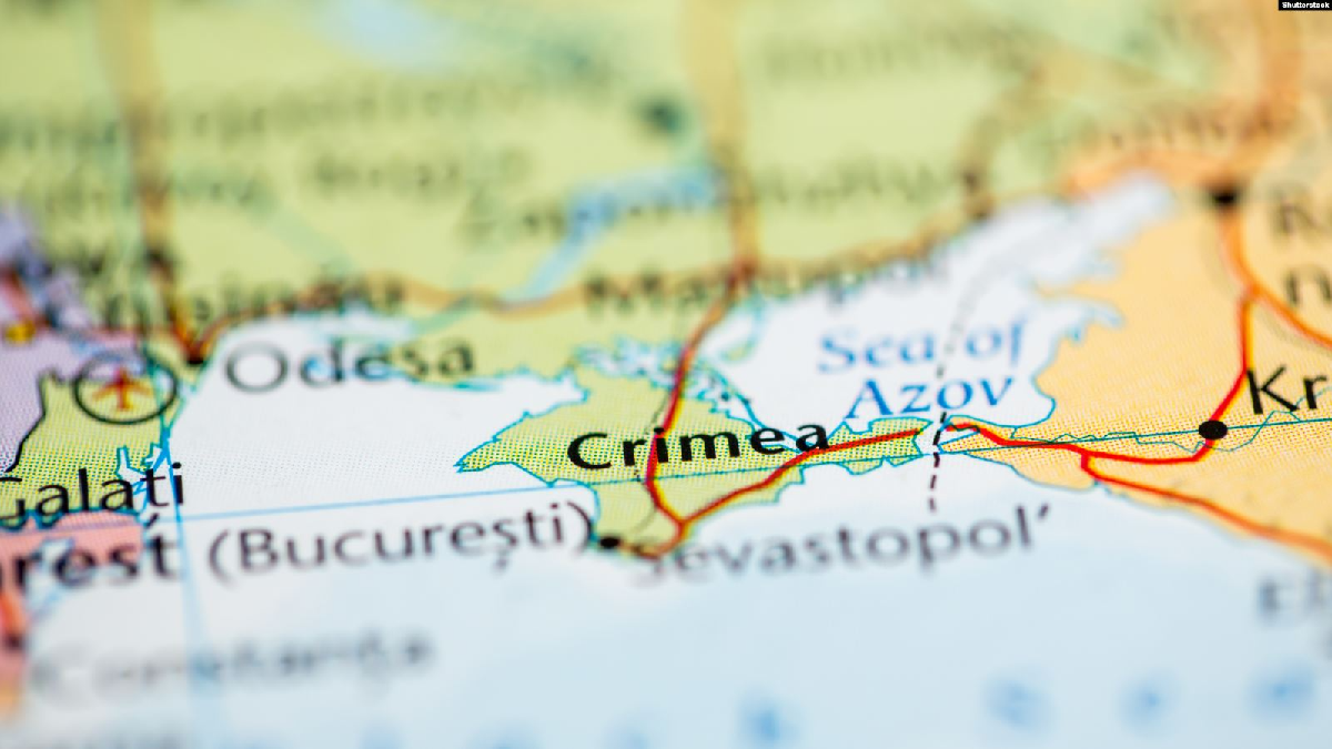 Росіяни продають житло в окупованому Криму та повертаються додому 