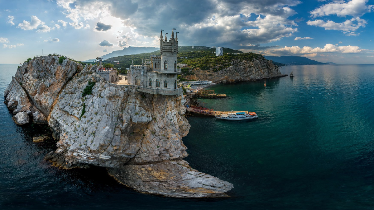 Crimean House held a photo contest 