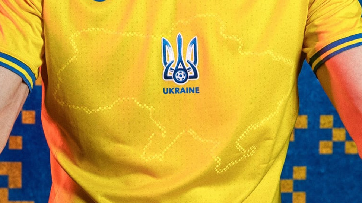 УЕФА утвердила новую форму сборной Украины