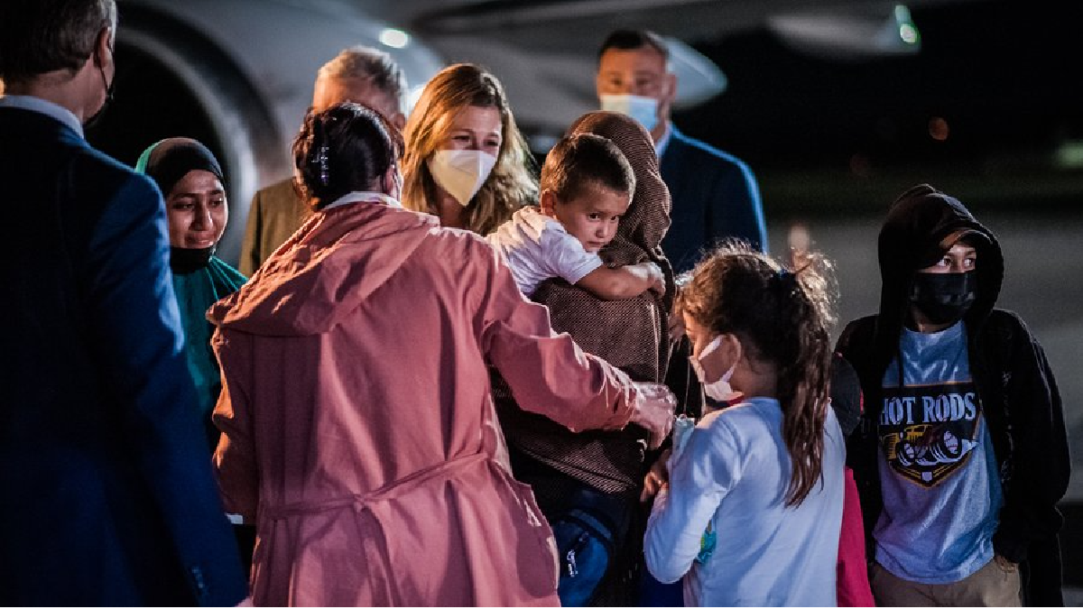 Українка та її семеро дітей повернулися до України з сирійського табору