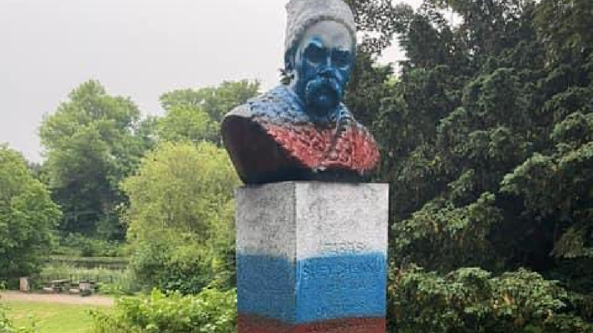 In Denmark, vandals desecrated a monument to Shevchenko
