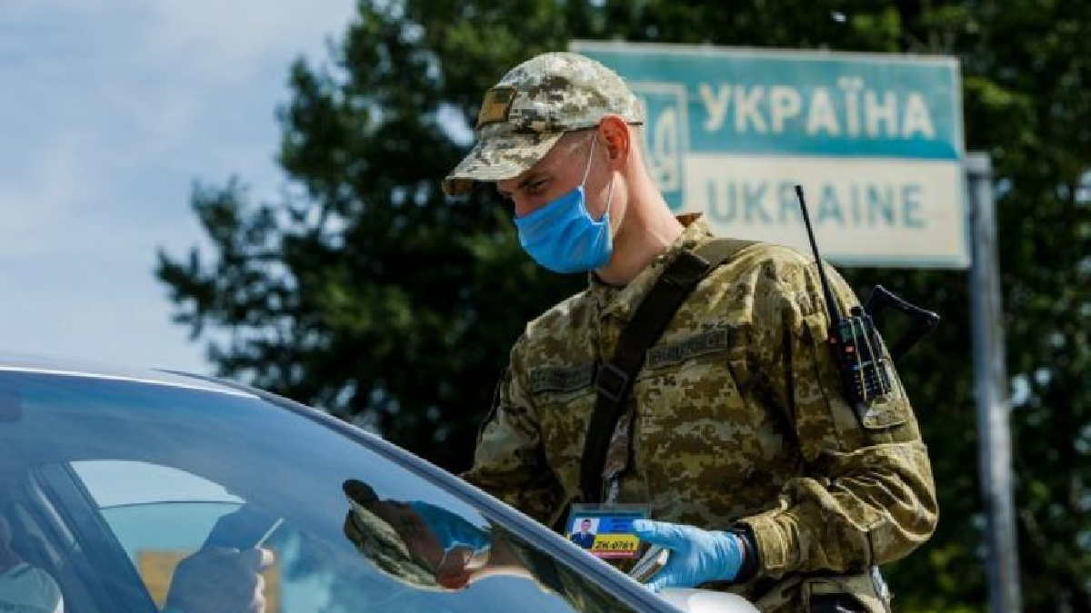 Відсьогодні в Україні діятимуть нові правила перетину кордону