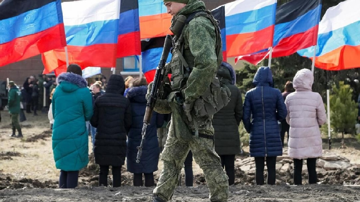 Російські військові планують провести псевдо-«референдуми» для «легалізації» окупаційних адміністрацій 