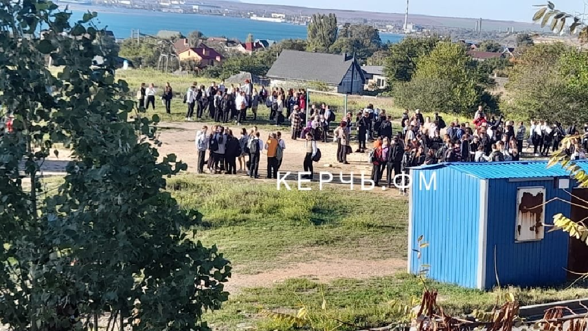 В окупованому Криму масово евакуювали школи та дитсадки через повідомлення про мінування