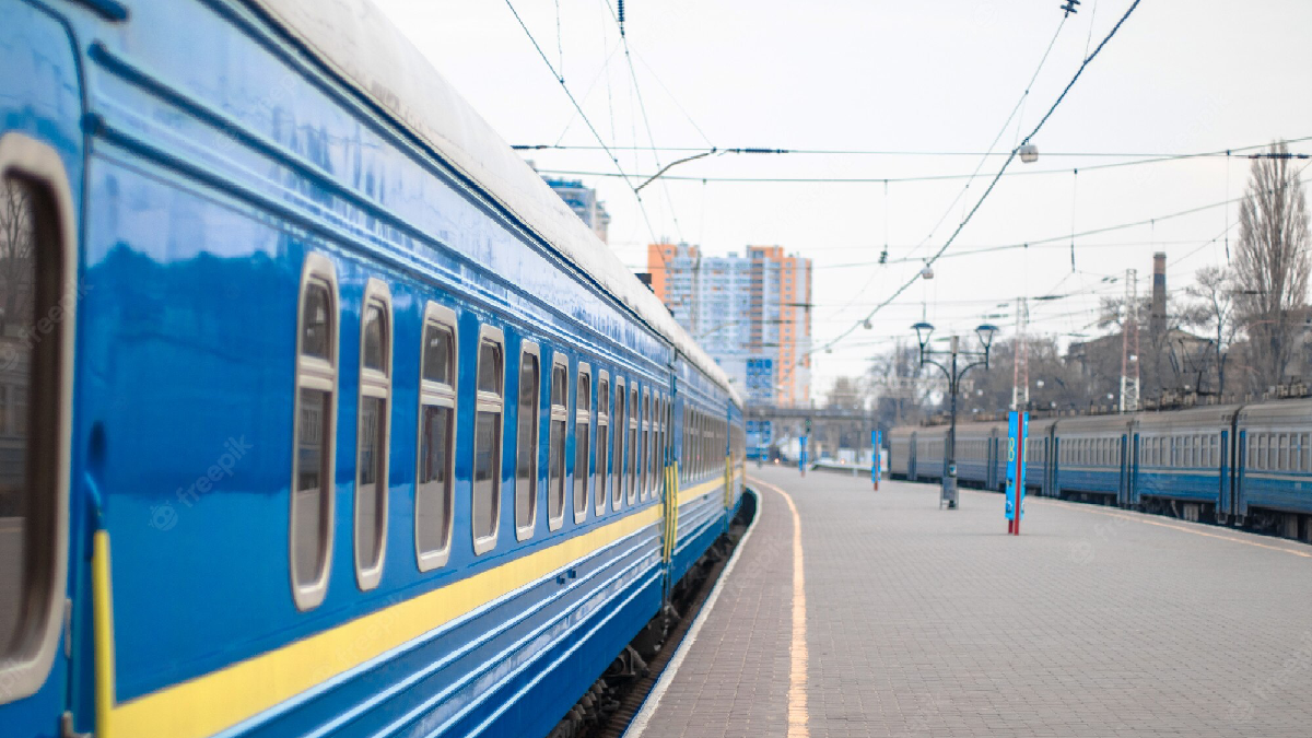 «Укрзалізниця» запускає благодійний продаж квитків на перший потяг до Севастополя